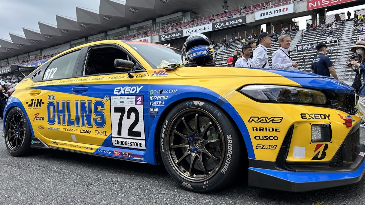 スーパー耐久メインビジュアル 車両画像
