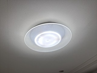 茨城県守谷市 家庭用シーリング金具撤去、照明取付工事2
