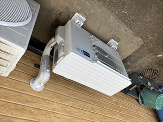 茨城県守谷市 オフィス用エアコン交換工事3
