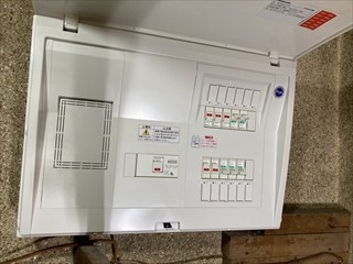 千葉県野田市 家庭用単三切替＋分電盤交換工事3