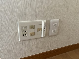 茨城県稲敷郡阿見町 家庭用防犯カメラ設置2台、LAN工事7