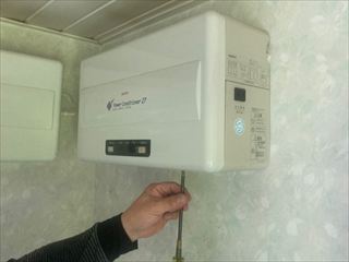パワコン（パワーコンディショナー）交換工事1