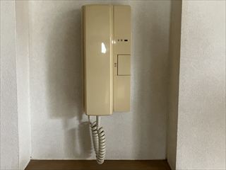 千葉県松戸市　家庭用ドアホン交換工事3