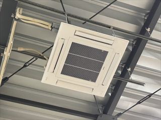 茨城県つくば市　業務用エアコン設置工事3