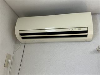 千葉県柏市　家庭用エアコン交換工事1