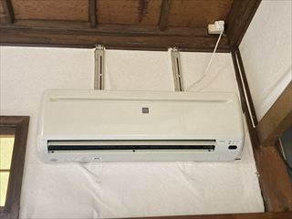 茨城県常総市　家庭用エアコン交換・防犯カメラ設置工事