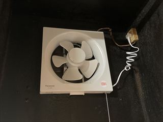 茨城県守谷市　家庭用換気扇交換工事