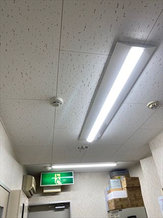 医療施設照明器具交換工事