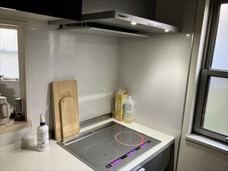 千葉県柏市 家庭用ガスレンジからIHクッキングヒーター交換、レンジフード交換、専用コンセント設置工事