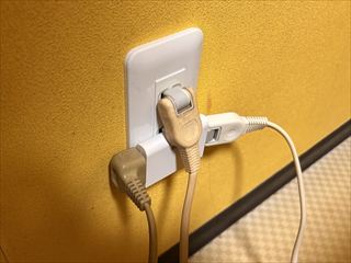 茨城県土浦市　オフィス用コンセント交換工事