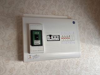 茨城県龍ケ崎市 家庭用分電盤交換工事