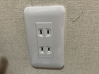 千葉県柏市　家庭用コンセント交換工事