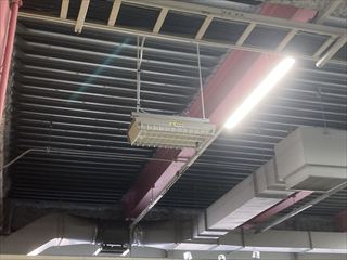 茨城県守谷市　業務用天井ヒーター移設工事