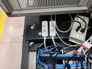 オフィス用コンセント増設工事