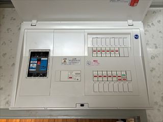 千葉県我孫子市　家庭用分電盤交換工事