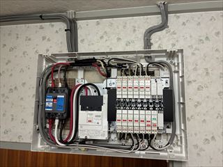 千葉県我孫子市　家庭用IHクッキングヒーター交換・コンセント増設工事