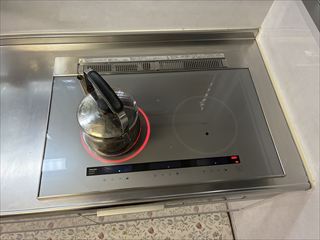 千葉県我孫子市　家庭用IHクッキングヒーター交換・コンセント増設工事