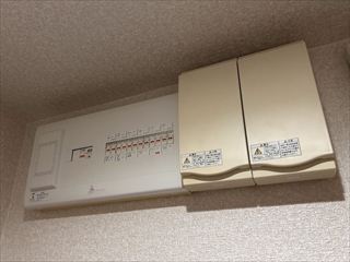 千葉県柏市　家庭用アンペアアップ、コンセント交換工事