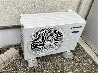 茨城県牛久市　家庭用エアコン交換工事