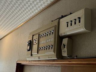 茨城県牛久市　家庭用EVコンセント（電気自動車充電コンセント）設置、分電盤交換工事