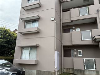 茨城県取手市　マンション用LED投光器交換工事