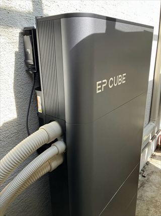 神奈川県横浜市 家庭用太陽光発電(カナディアンソーラー3.5kW+カナディアンソーラーEPCUBE13.3kWh)設置工事